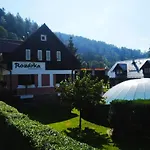 Сasa de vacaciones Mit Solarbeheiztem Aussenpool Und Sauna By Interhome Dolni Dvur